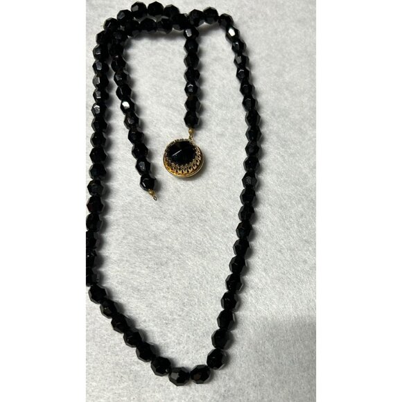 Vintage Black Faceted Glass Bead Necklace with Gold Tone Clasp Deco 26" Long mis - Picture 4 of 8